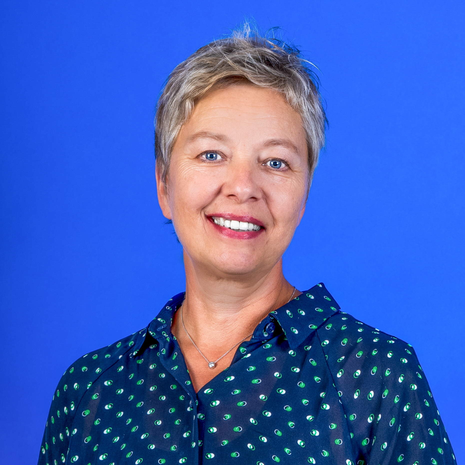 Headshot of Ariela Lange