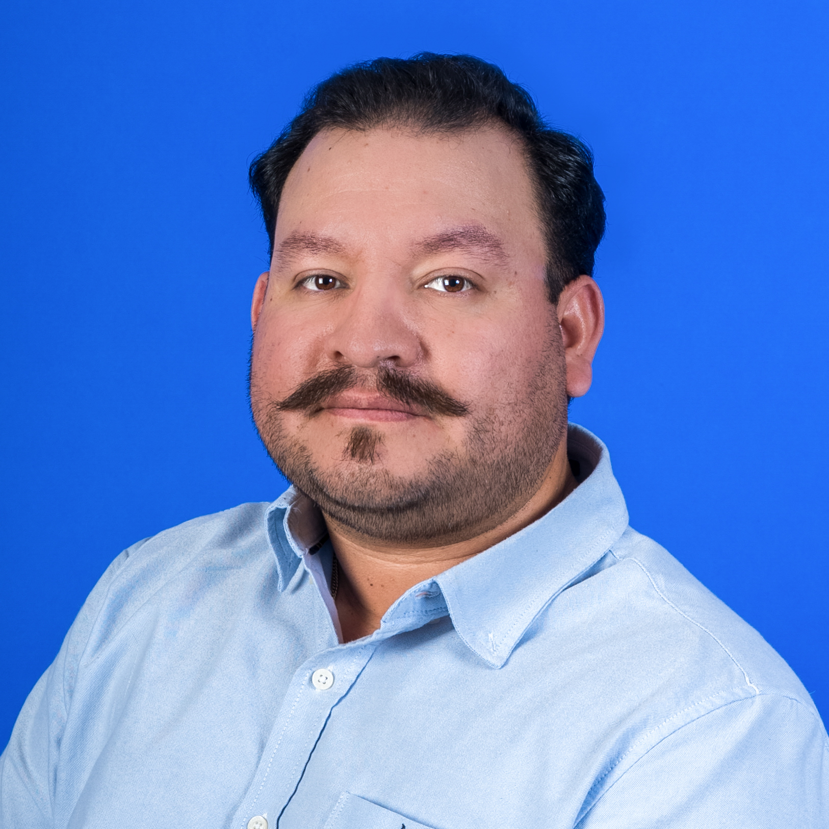 Headshot of Manuel Avila