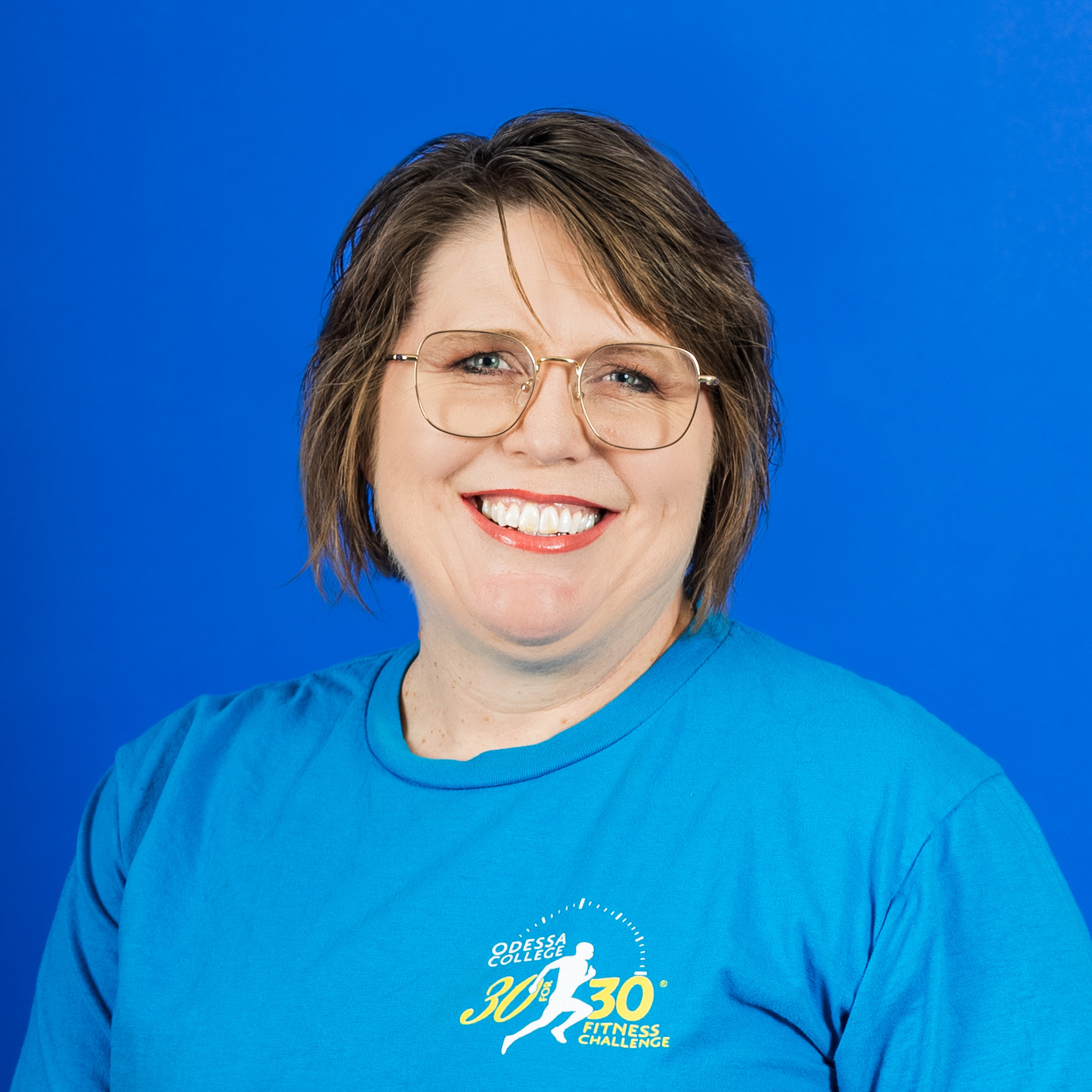 Headshot of Robyn Millar